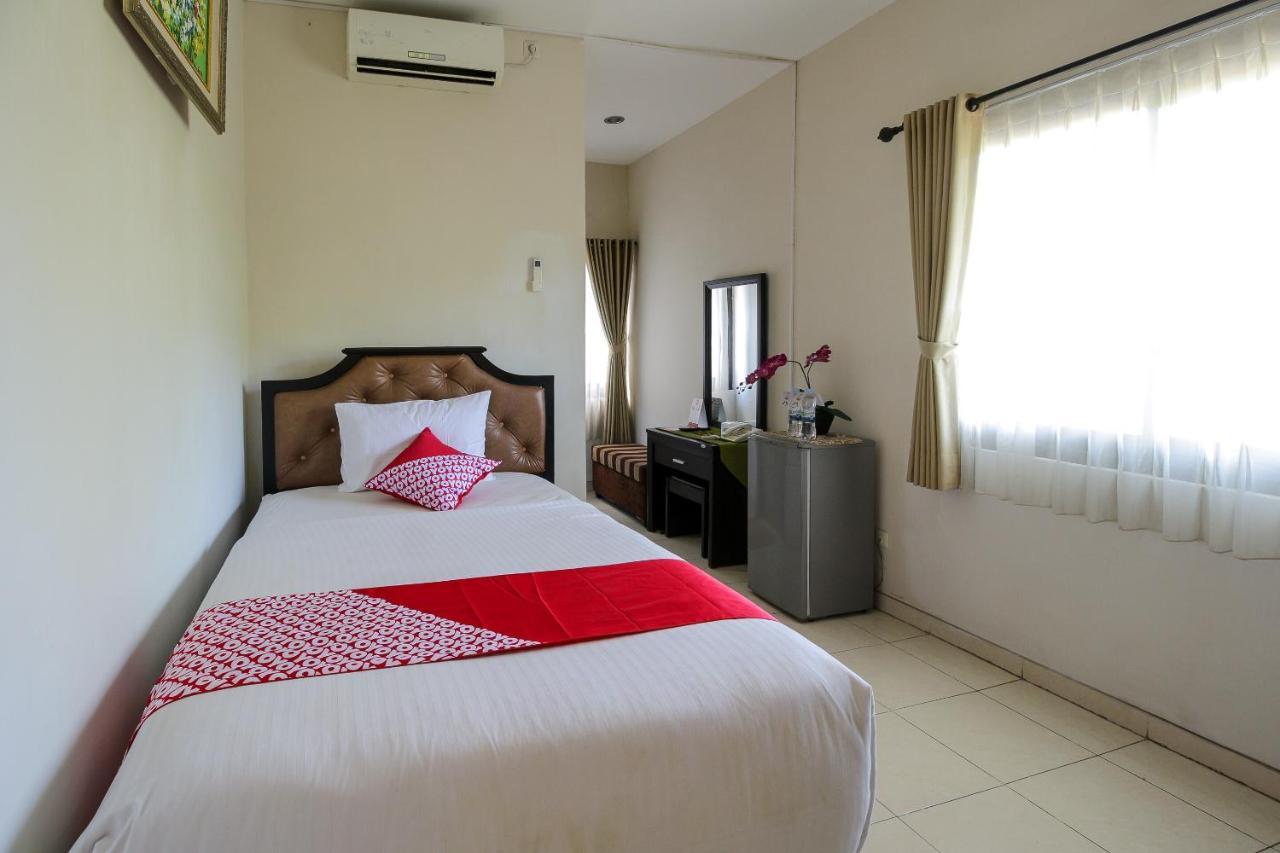 Oyo 734 Tuban Torres Accomodation Kuta Lombok Εξωτερικό φωτογραφία