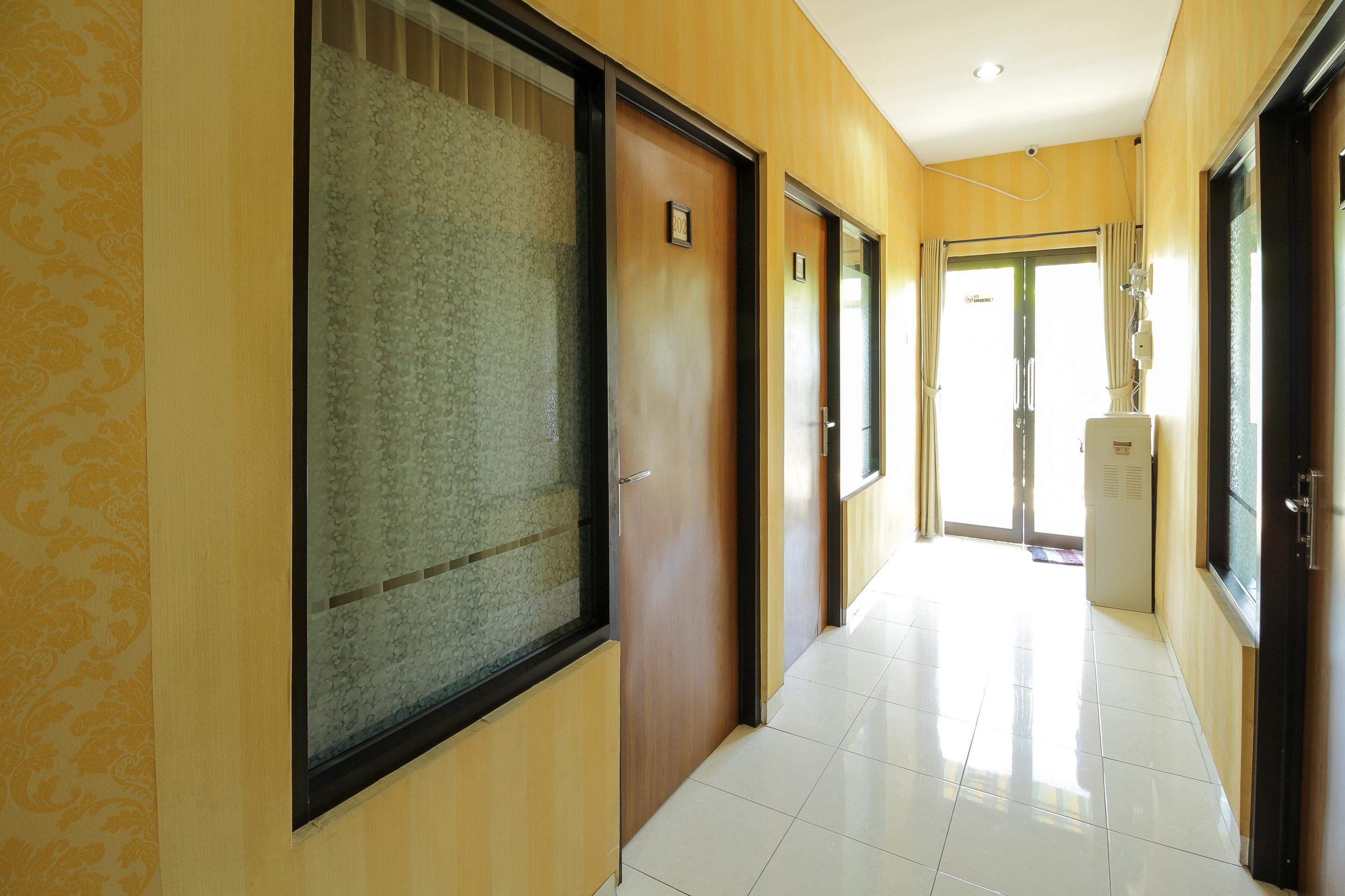 Oyo 734 Tuban Torres Accomodation Kuta Lombok Εξωτερικό φωτογραφία