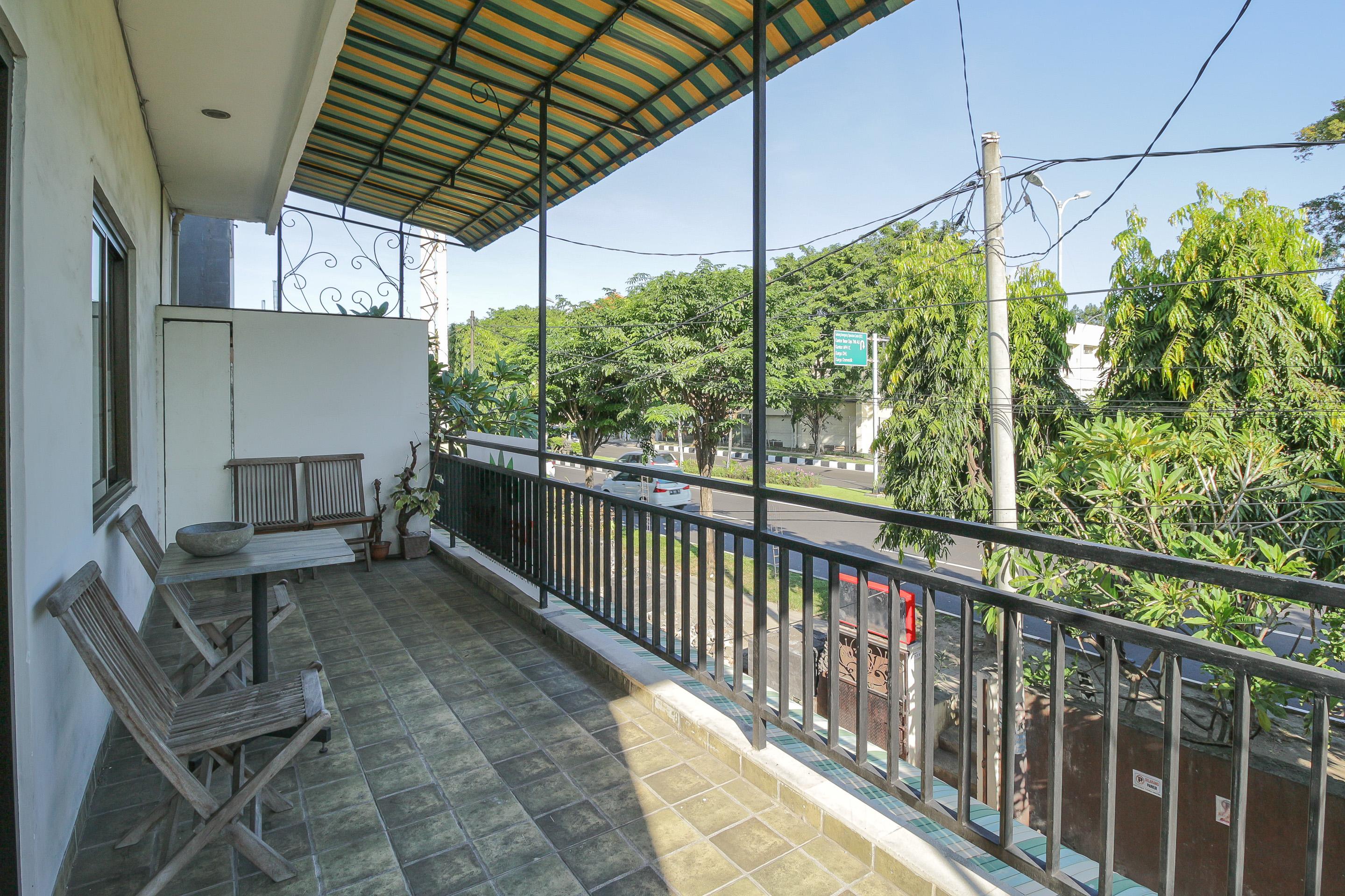 Oyo 734 Tuban Torres Accomodation Kuta Lombok Εξωτερικό φωτογραφία
