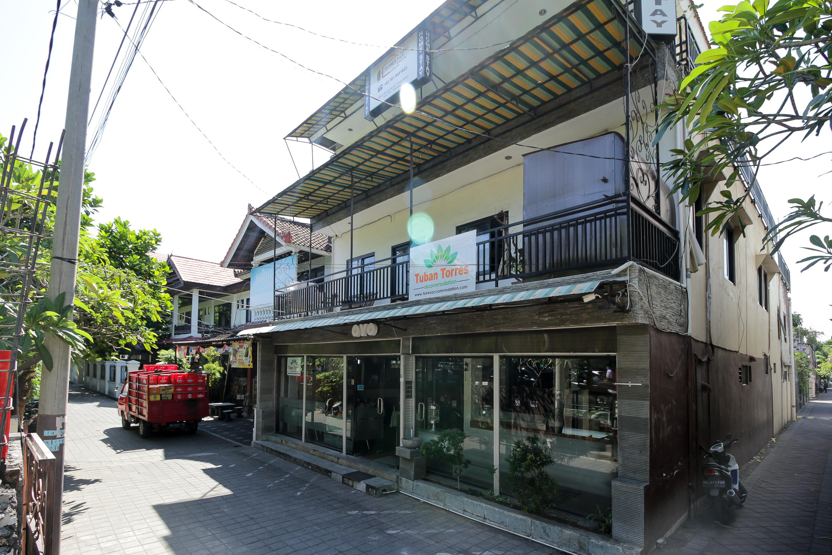 Oyo 734 Tuban Torres Accomodation Kuta Lombok Εξωτερικό φωτογραφία