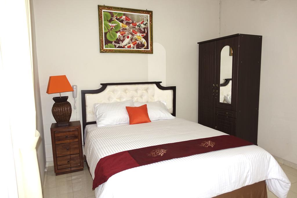 Oyo 734 Tuban Torres Accomodation Kuta Lombok Δωμάτιο φωτογραφία