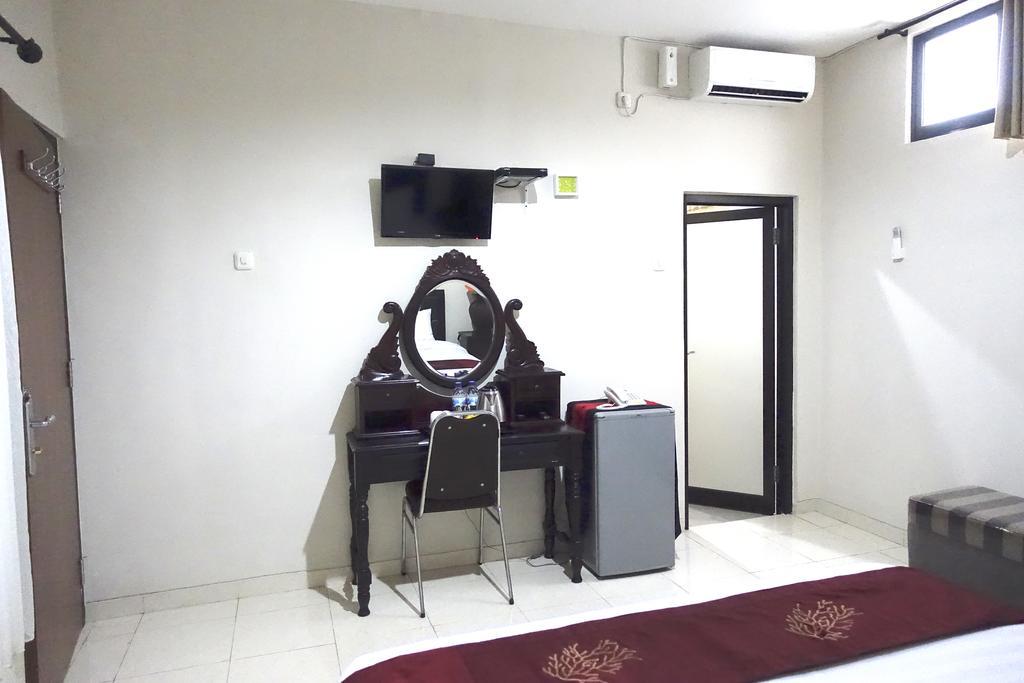 Oyo 734 Tuban Torres Accomodation Kuta Lombok Εξωτερικό φωτογραφία